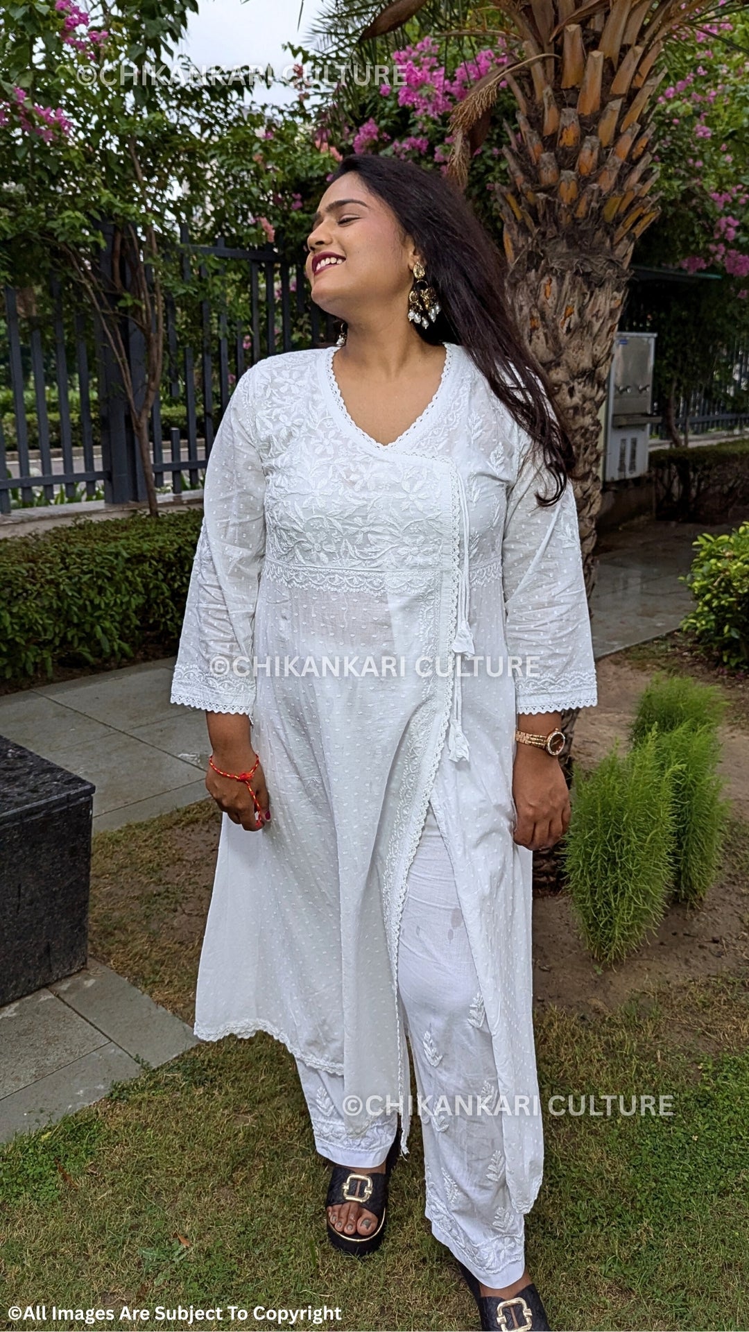 Kaina Chikankari Dobby Angarkha Kurta