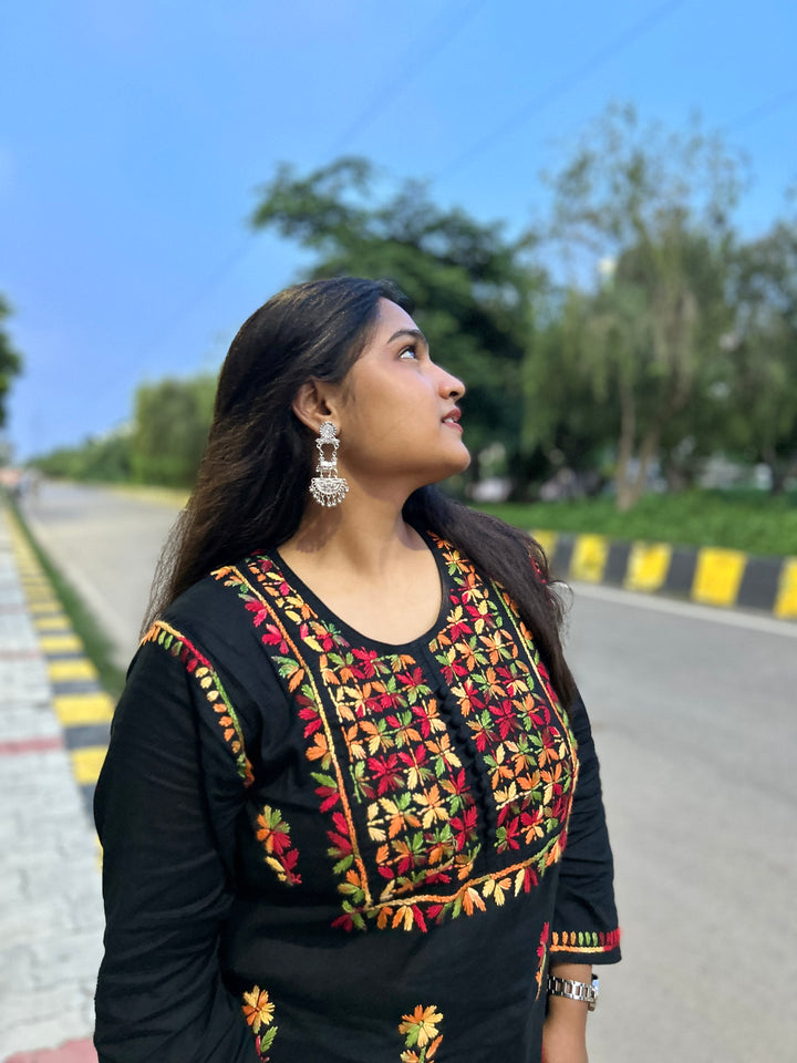 Muticolour Chikankari Solid Black Women's Kurta