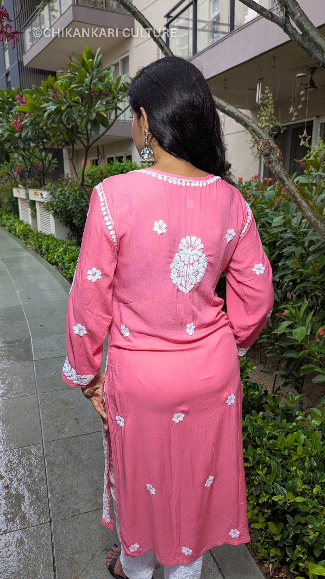 Aardhya Modal 3D Chikankari Straight Kurta