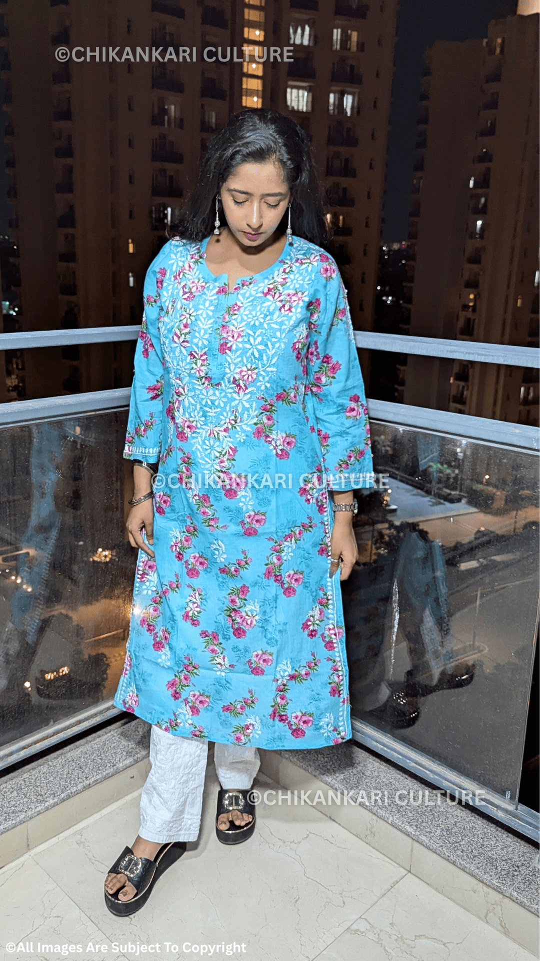 Aafna Chikankari Mulmul Cotton Printed Straight Kurta