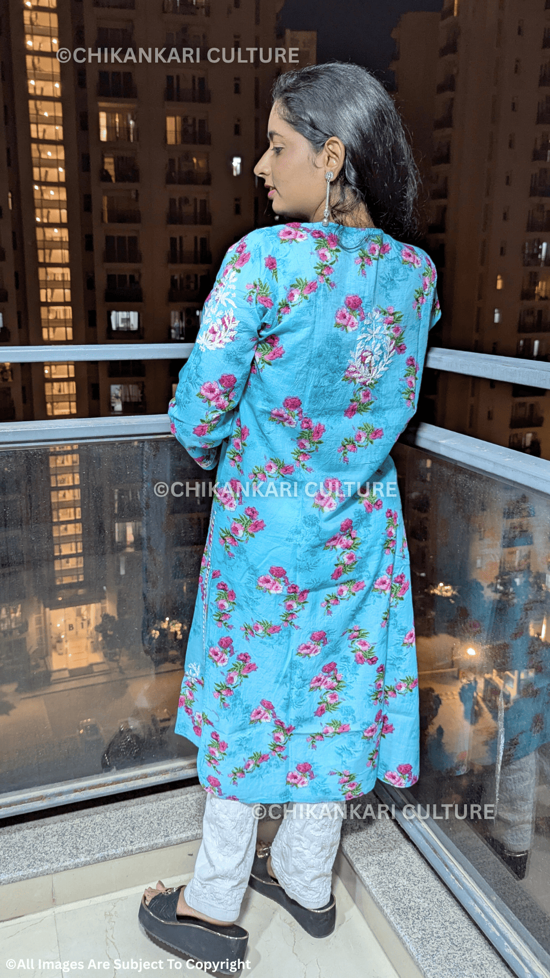 Aafna Chikankari Mulmul Cotton Printed Straight Kurta