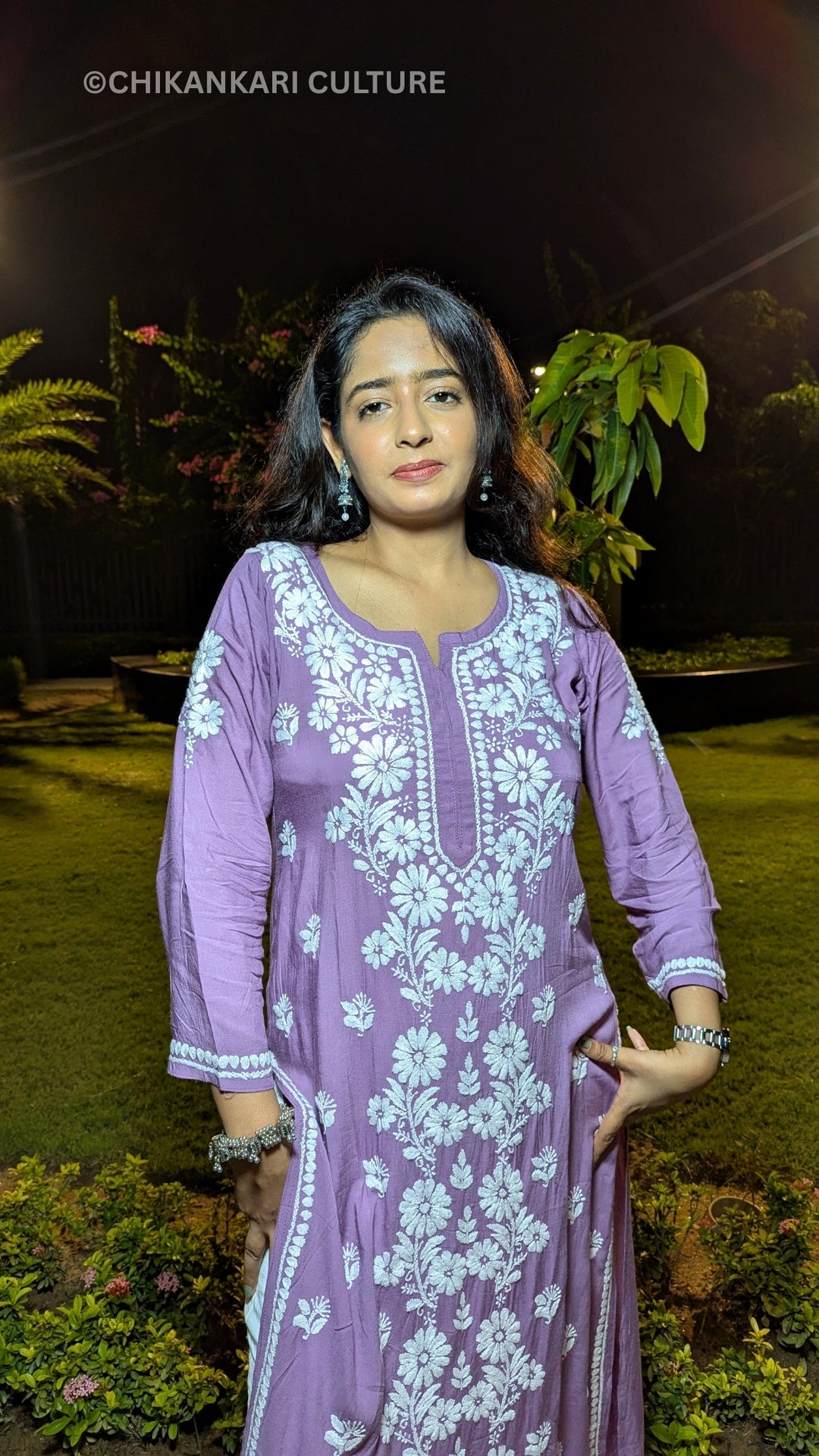 Inaaya Chikankari Modal Straight Kurta