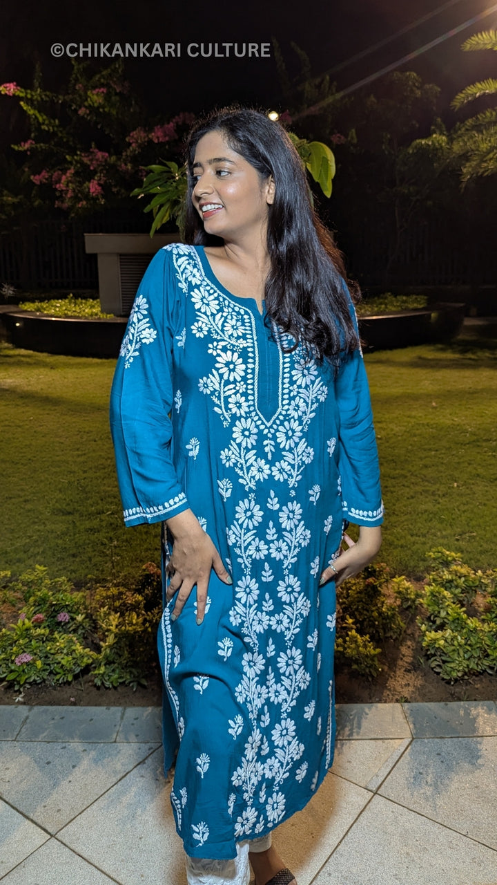 Inaaya Chikankari Modal Straight Kurta