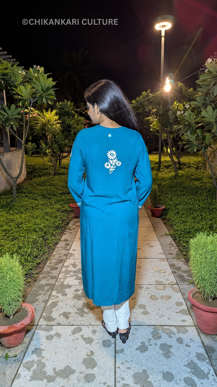 Inaaya Chikankari Modal Straight Kurta