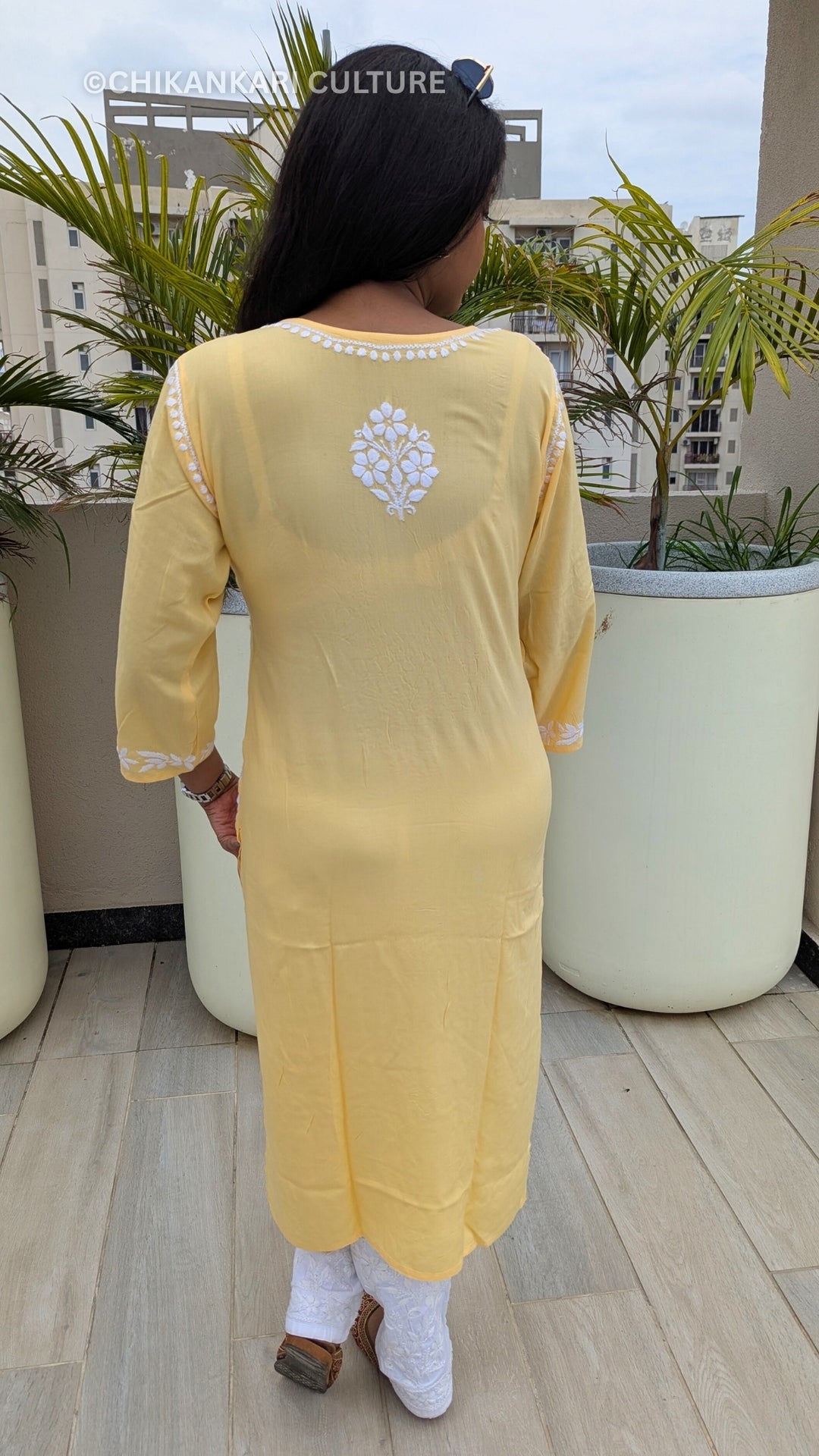 Chavi Rayon Chikankari Solid Women's Long Kurta