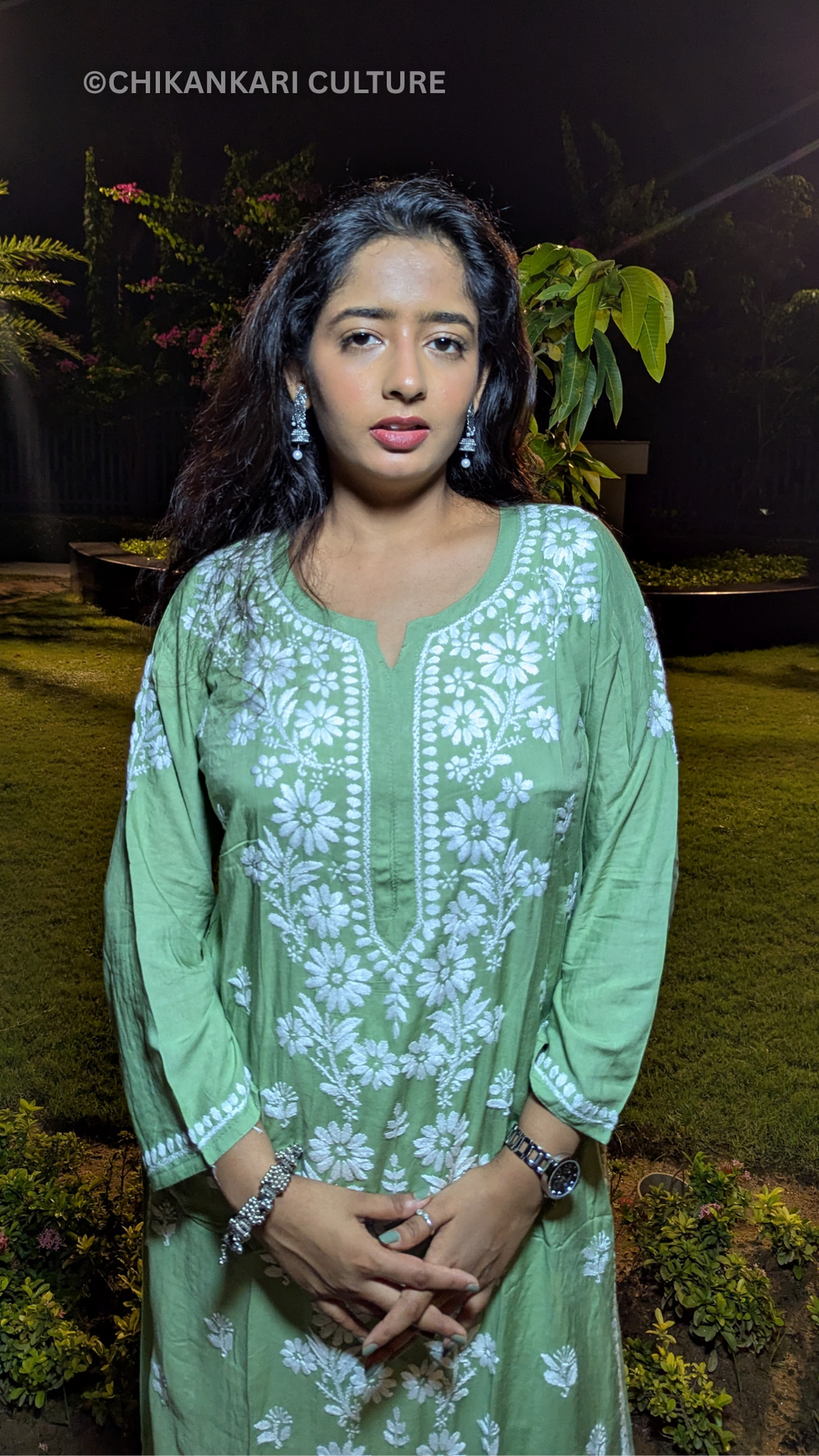 Inaaya Chikankari Modal Straight Kurta