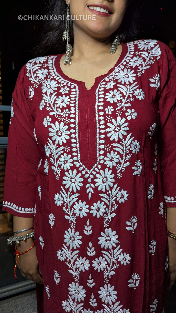 Inaaya Chikankari Modal Straight Kurta