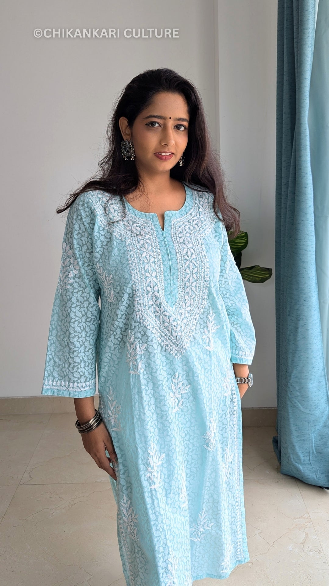 Chikankari Brasso Straight Kurta