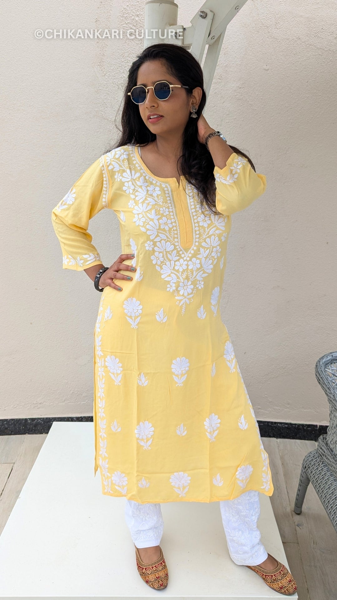 Chavi Rayon Chikankari Solid Women's Long Kurta