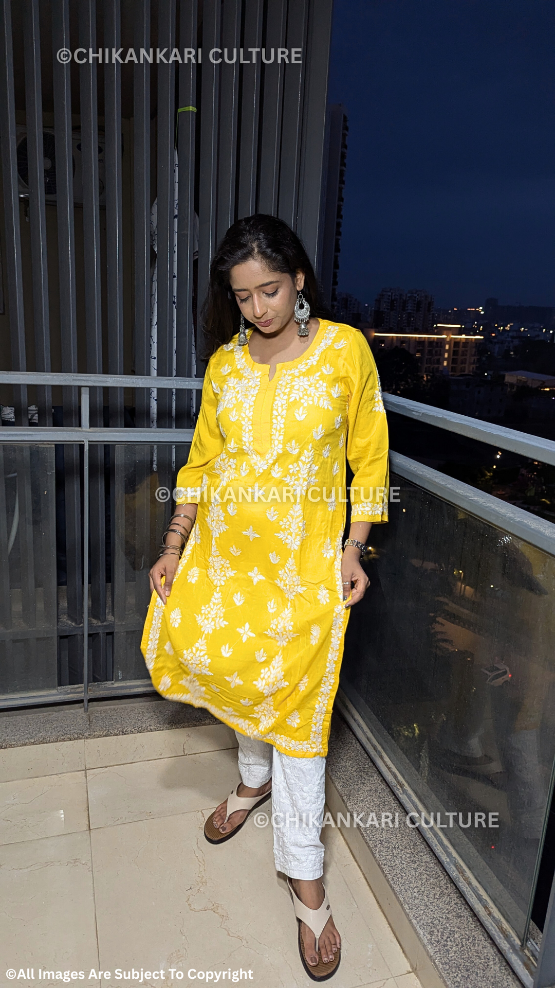 Ada Chikankari Modal Straight Kurta
