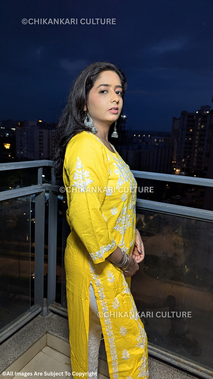 Ada Chikankari Modal Straight Kurta