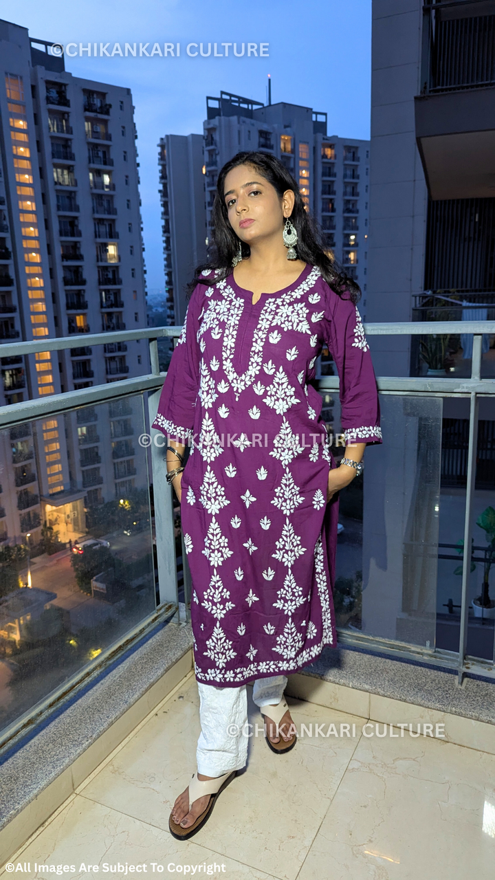 Ada Chikankari Modal Straight Kurta