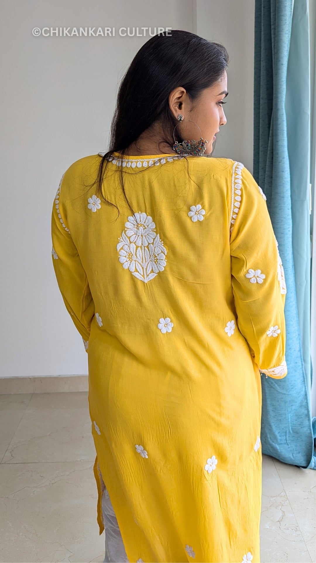 Aardhya Modal 3D Chikankari Straight Kurta