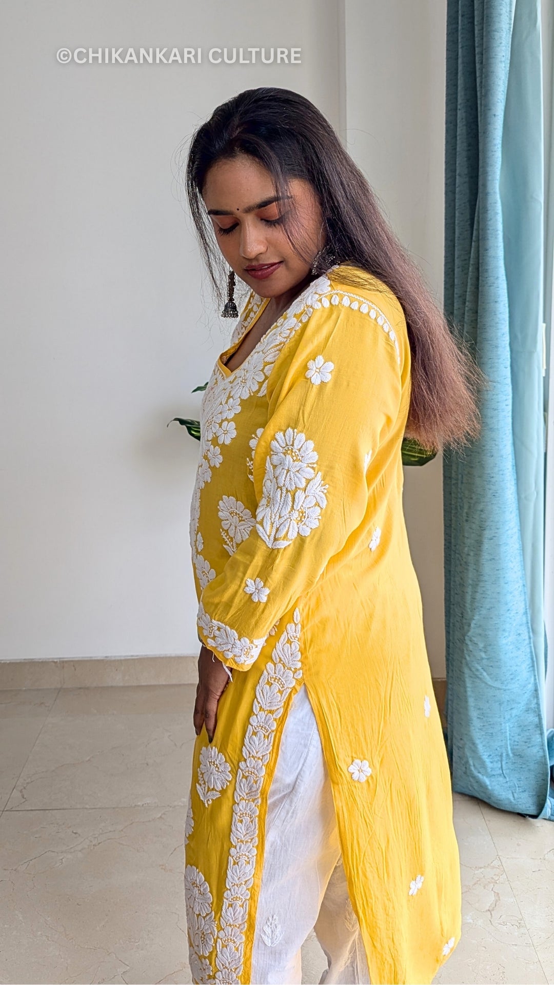 Aardhya Modal 3D Chikankari Straight Kurta