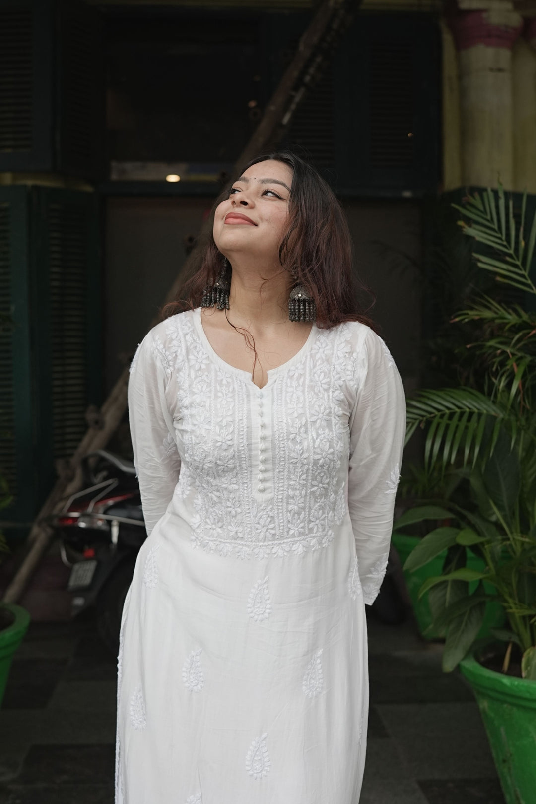 Muslin Chikankari Solid Women's 2PC Long Kurta Set- White