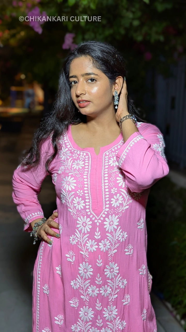 Inaaya Chikankari Modal Straight Kurta